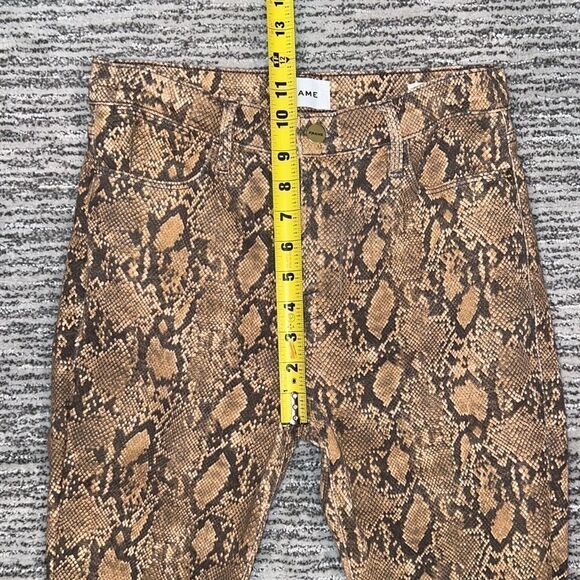 New FRAME High-Rise Snake-Effect Jeans Size 27 - Picture 13 of 16